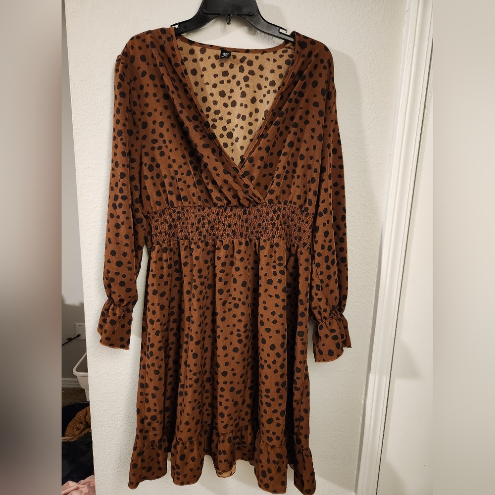 Brown dress